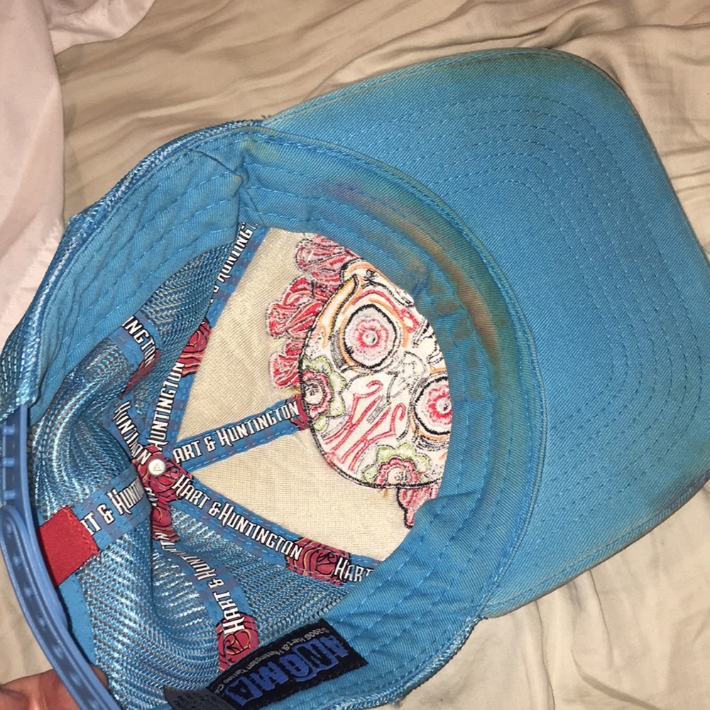 Hart and Huntington sky blue cap - Picture 3 of 3